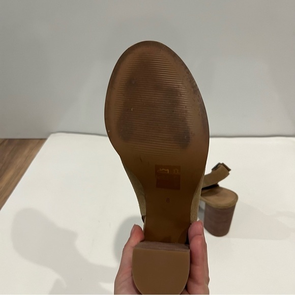 Madewell The Cary Sandal in Suede - Picture 8 of 8